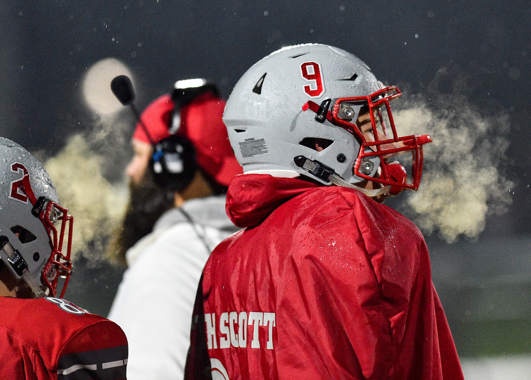 110119-qct-spt-ns-xavier-fball-056a.jpg